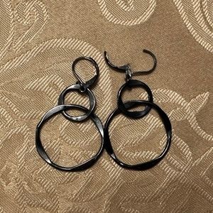 Loopy Earrings in Slate Grey/Black